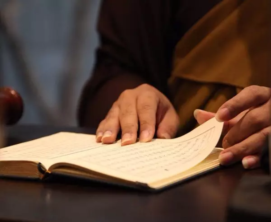 命理改运：命是掌握在自己手上的，是自己的心与行为在时时刻刻左右命运。