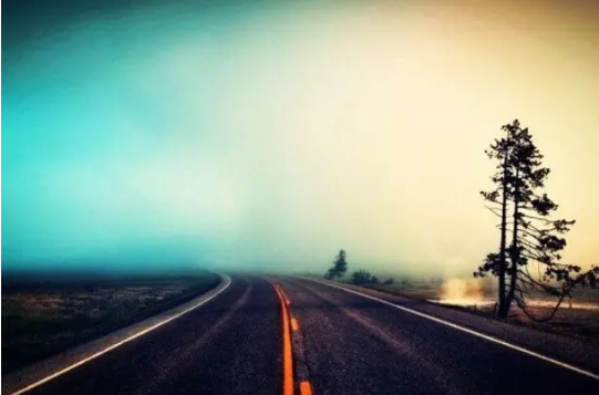 命是天生的，是一个人的先天信息，是不可改变的，而我们可以改变的是人的“运”