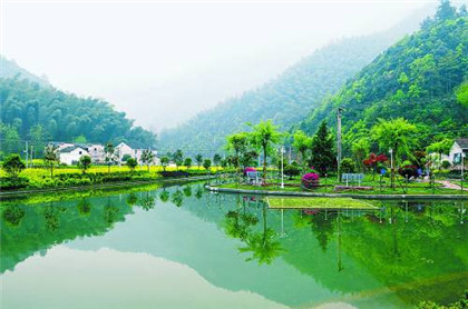 见一个爱一个是男人的天性吗？容易喜新厌旧的男人是什么命格？