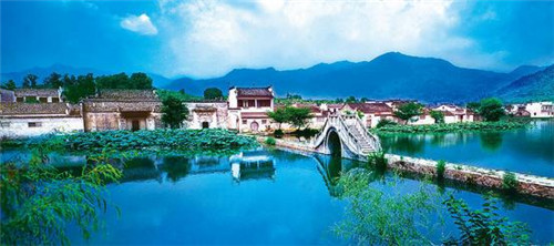 父母对孩子宽容有错吗？过于宽容对孩子的成长有利吗？