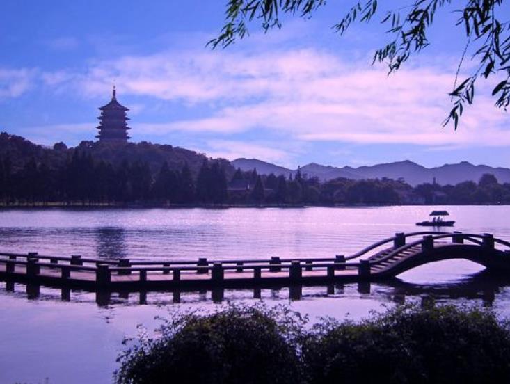 胆经能帮助我们做决定，拍屁股也能减肥