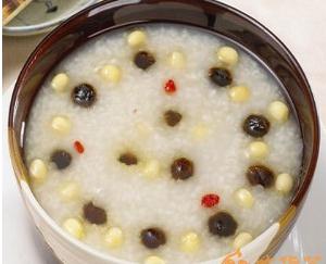 适合学生和上班白领多吃的补虚养身安神补脑粥