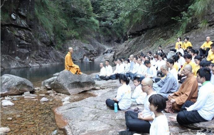 什么叫真正的放下？闭上眼睛，清理你的心