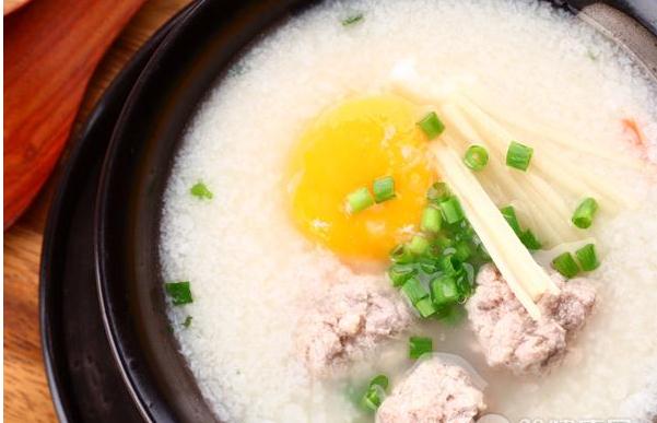 三种最适合女人的排毒养颜粥