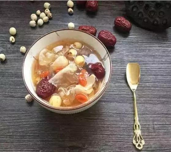 女性美容养颜吃什么好?中医美容养颜减肥的食物有哪些？