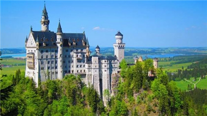 俗语谚语大全,爱博而情不专,爱则加诸膝，恶则坠诸渊