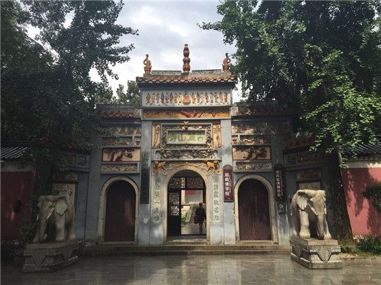 关于学习、人生的谚语，积累知识，胜过积蓄金银