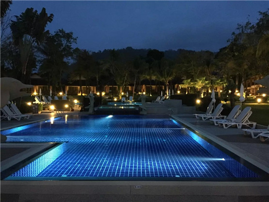 有关秋天的民间谚语，白露白茫茫，无被不上床