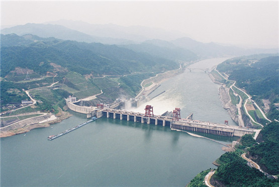 有关白露和春分的经典农谚大全，夜晚露水狂，来日毒太阳