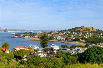 有关雪的民间谚语,大雪晴天，立春雪多