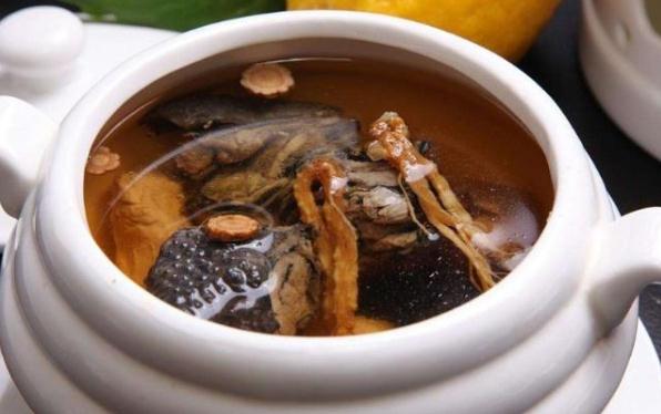 女人养生先养血 补气血保养子宫吃什么好?