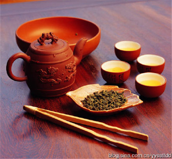 女人美貌容颜是靠气血支撑出来的,女人煲什么汤补血补气呢?