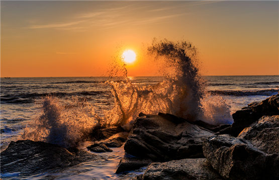 搜集有关天气的民间谚语,雷打蛰，雨天阴天四九日