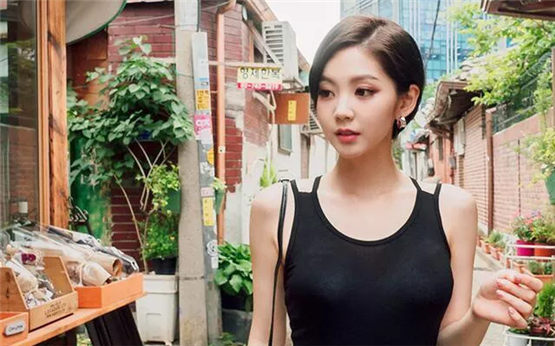 女性补气血要喝什么汤呢?西瓜乌鸡汤长期喝能让皮肤润滑