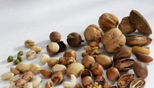 养生小常识50条，嚼服枸杞可以增强体质延缓衰老之功效