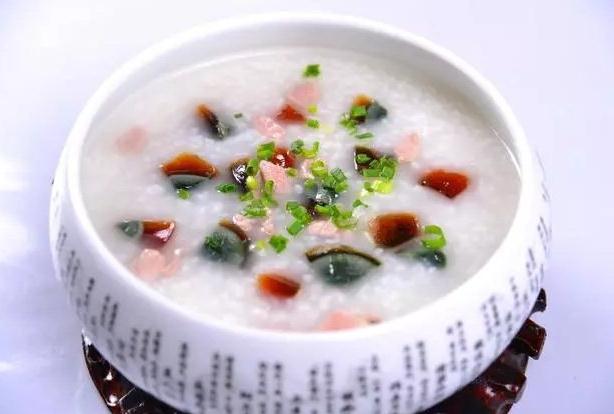 极力推荐可以延年益寿养生粥,教给你14种养生粥的做法大全