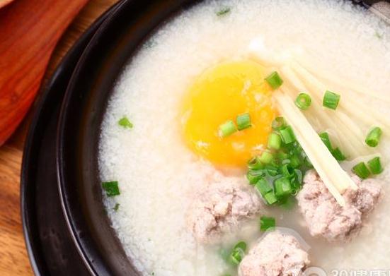 三种最适合女人的排毒养颜粥,排毒养颜让你的气色越来越好