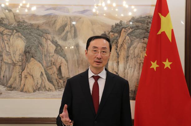 中国驻印度大使：中国企业正加紧生产4万台制氧机，争取尽快交付印方