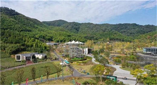 国学经典唐诗三百首【江亭玩春】原文及解析