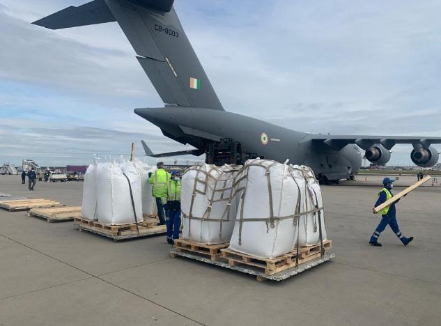 印度42架军用运输机从全球运抗疫物资 现场画面曝光