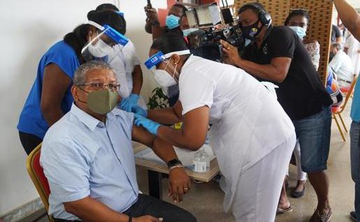 美媒拿塞舌尔疫情质疑中国疫苗有效性 塞总统出面反驳