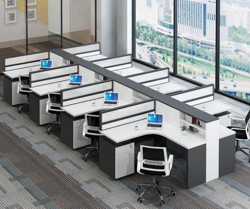 在办公风水中办公桌上放什么植物好