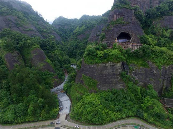 养生谚语：一不坐木，二不坐硬是什么意思？