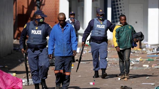  72人死亡 1234人被捕！中国驻南非使馆发布紧急提醒