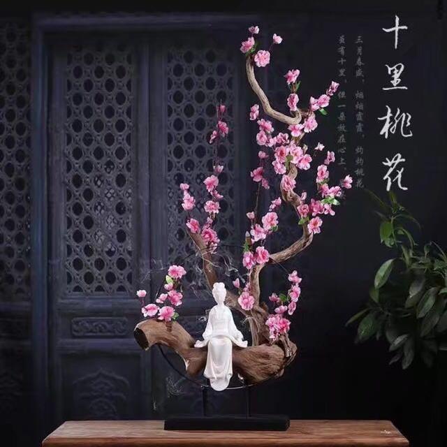 卧室的床头柜可以放桃花吗