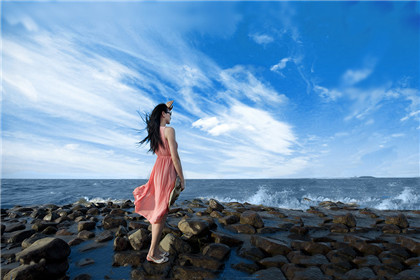 为什么男生刚开始都喜欢女生粘人一点？