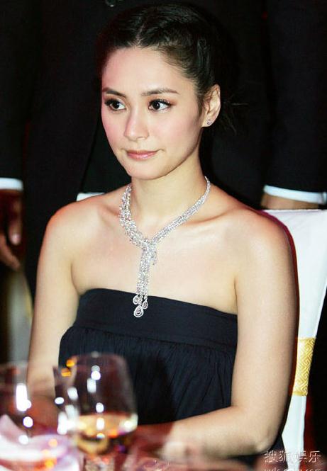 舔狗是什么意思？舔狗是社会发展的必然产物