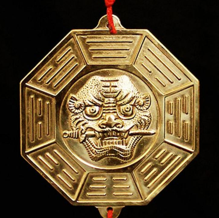 邻居门上挂兽头牌怎么化解?